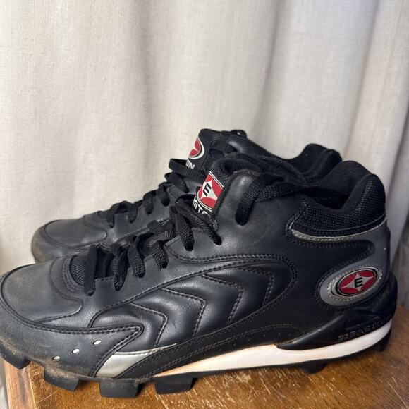 Size 12.5 Men’s Black Low Rubber Easton Launch‎ Leather Baseball Cleats - Picture 3 of 9
